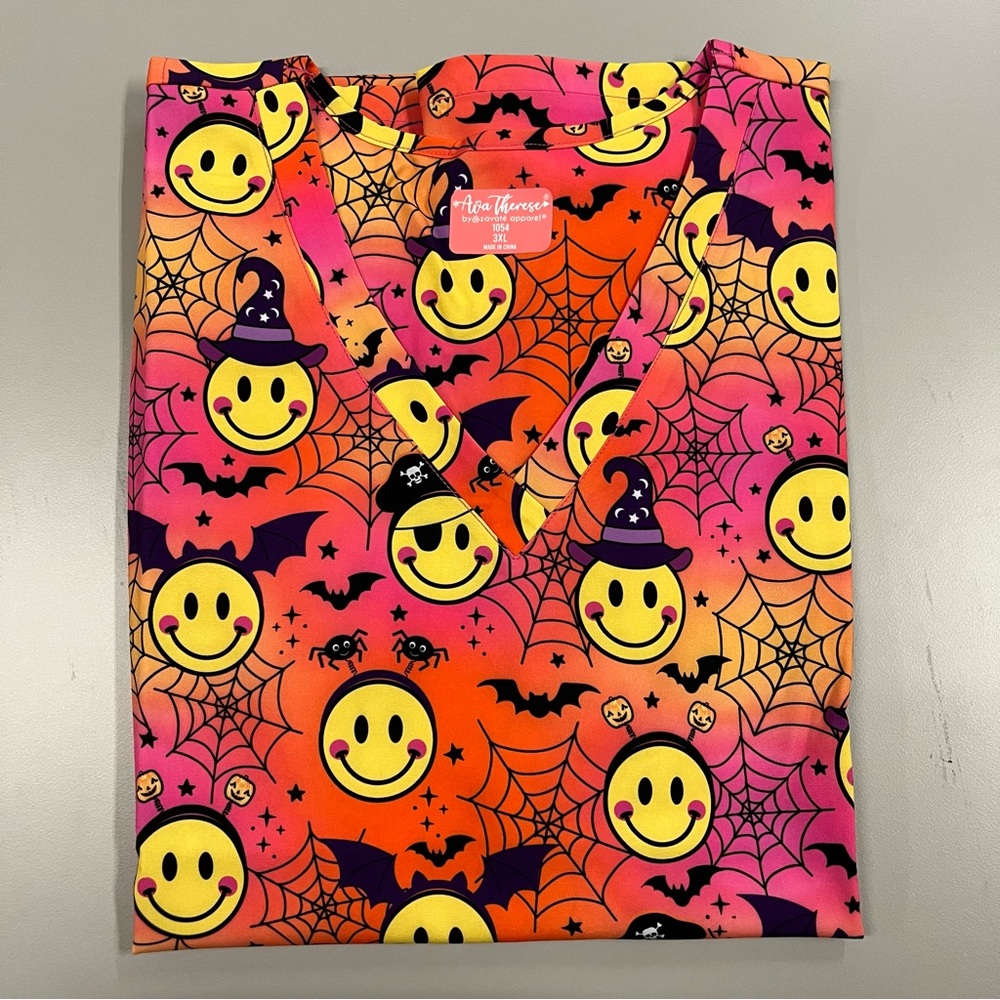 NWT Zavate Halloween Smiley Face Printed Scrub Top Size 3XL
